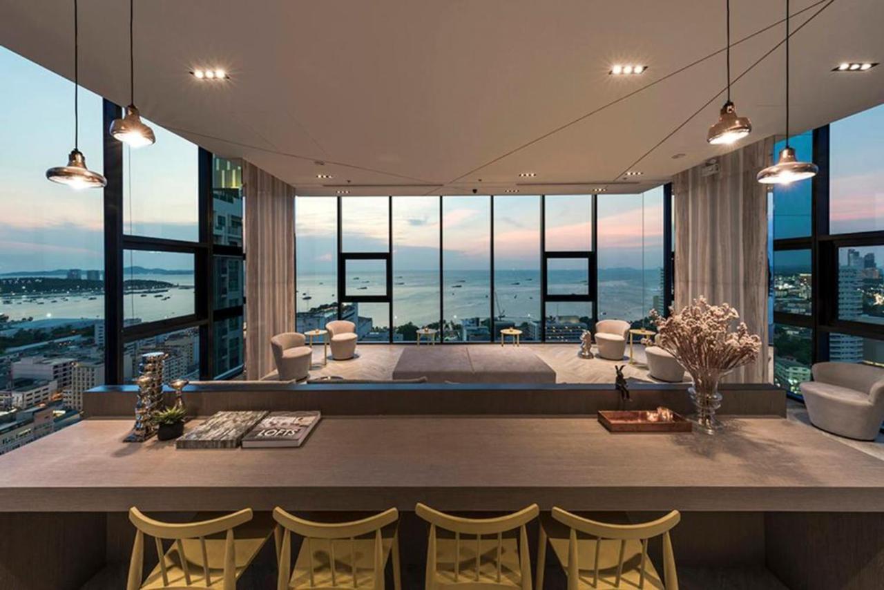 The Base Infinity Apartment Pattaya Exterior photo