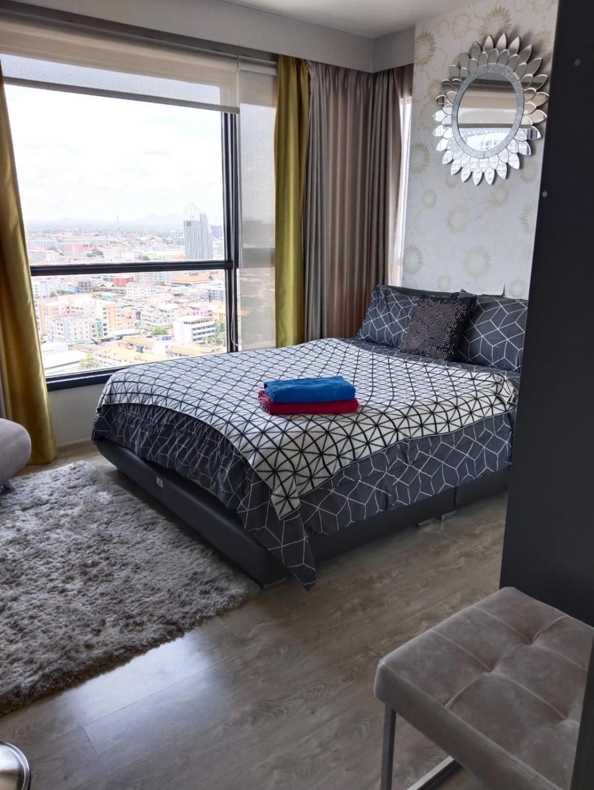 The Base Infinity Apartment Pattaya Exterior photo